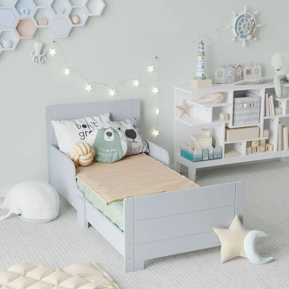 3D visualization of a children’s bedroom with gray bed, wall shelves, and star string lights
